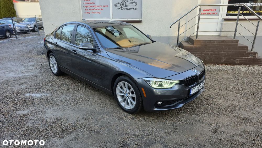 BMW Seria 3 320i Edition M Sport Shadow - 11