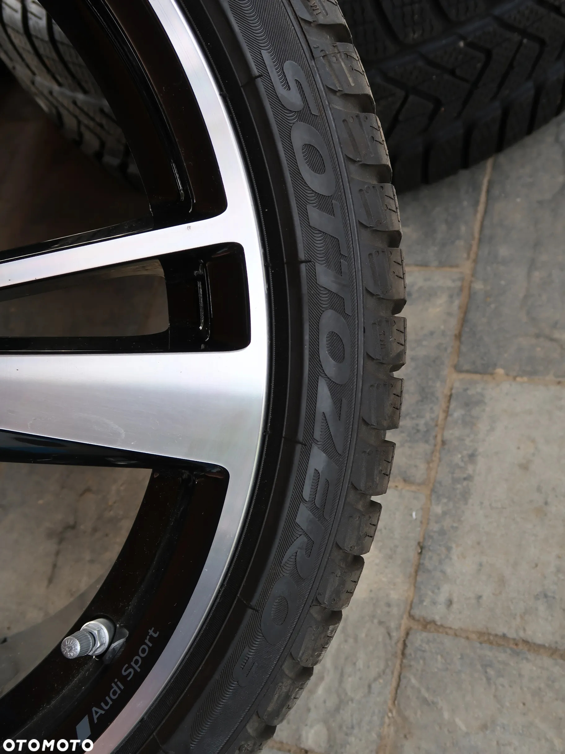 Koła zimowe Audi S3 A3 8Y0 235/35R19 Pirelli - 9