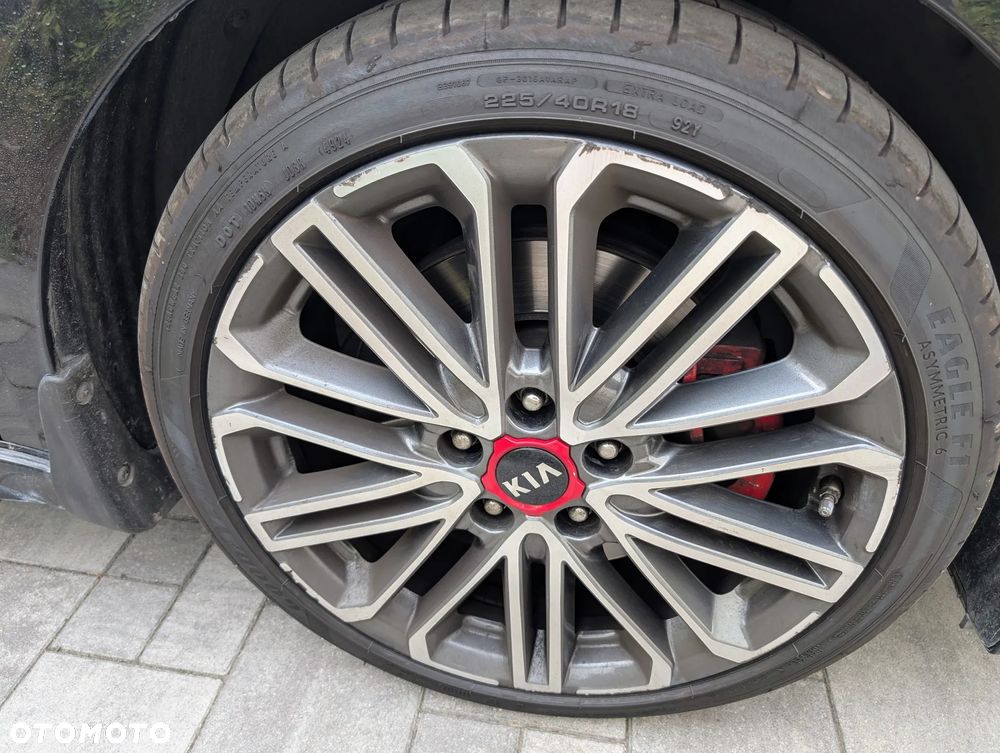 Kia Ceed 1.6 T-GDI GT - 21