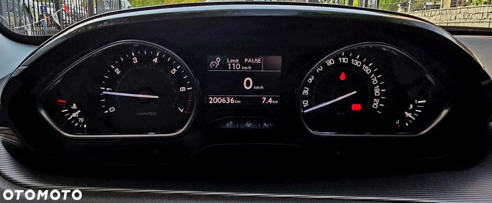 Peugeot 2008 1.6 VTi Allure - 25