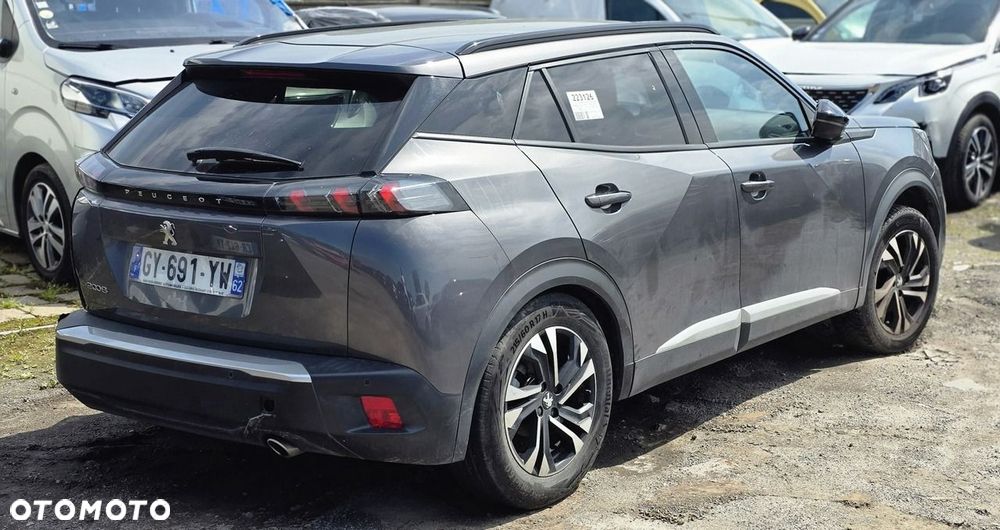 Peugeot 2008 - 7