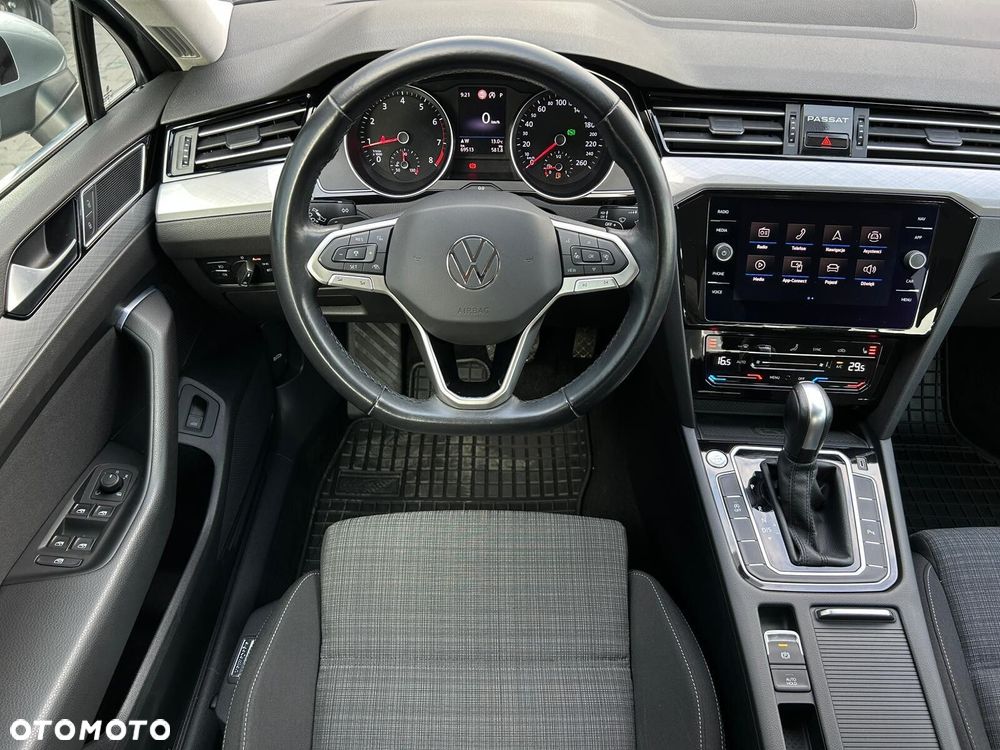 Volkswagen Passat 2.0 TSI Business DSG - 8