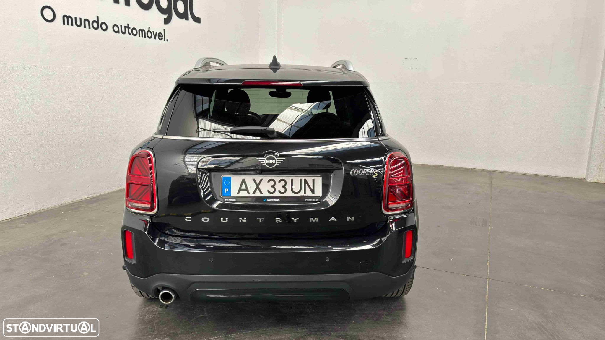 MINI Countryman Cooper SE Premium Classic Auto - 4