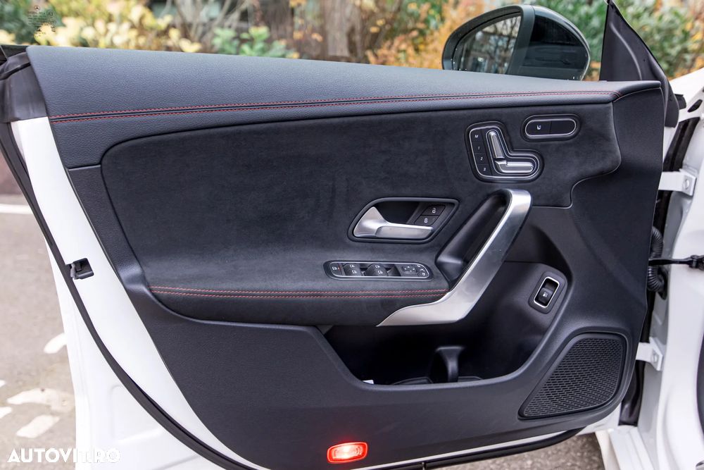 Mercedes-Benz CLA - 15