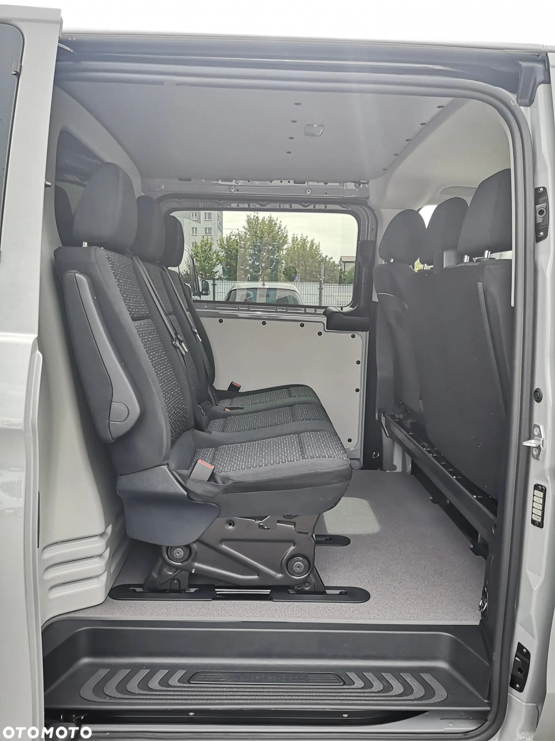 Mercedes-Benz Vito - 11