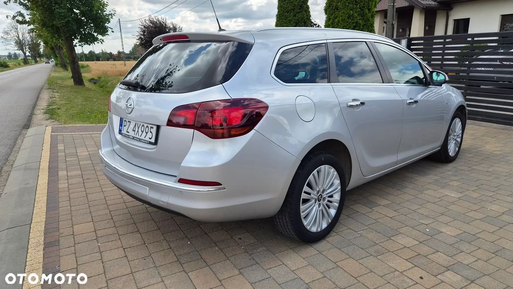 Opel Astra 1.4 T Cosmo - 8