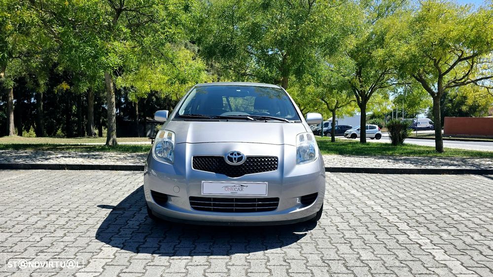 Toyota Yaris 1.0 VVT-i AC Manual - 2