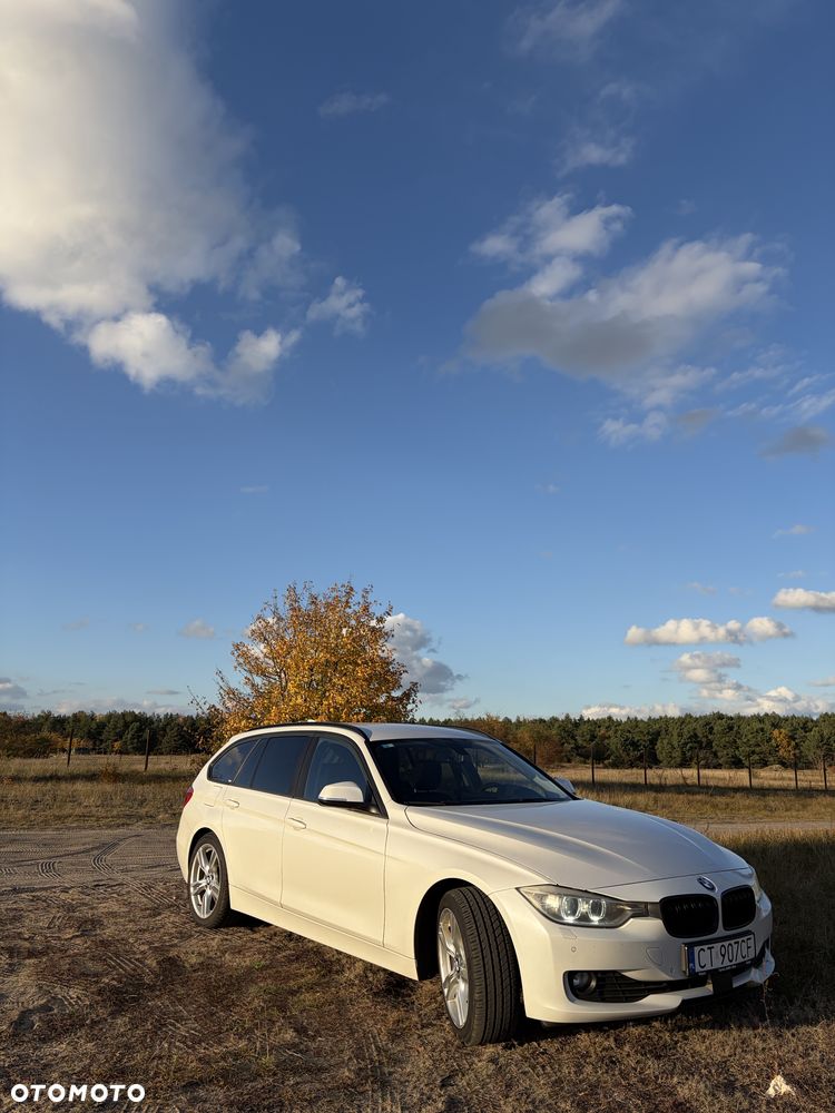 BMW 3 Series 2014 photo 3