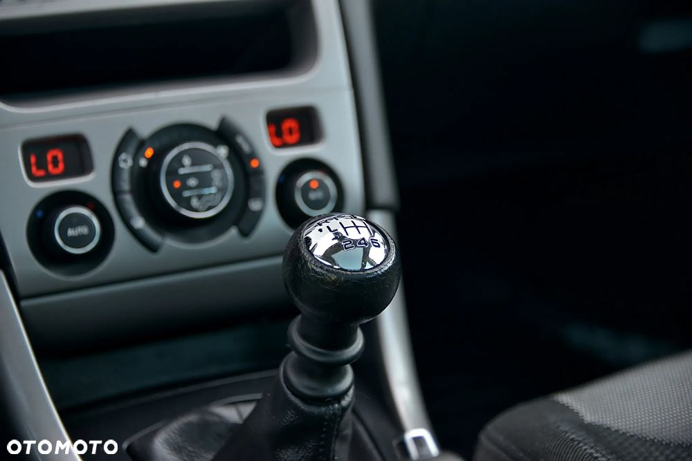 Peugeot 308 HDi FAP 110 Premium - 36