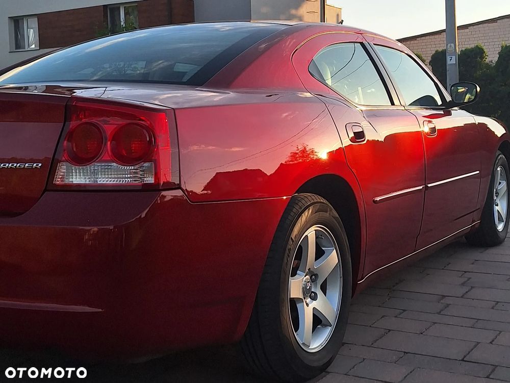 Dodge Charger - 4