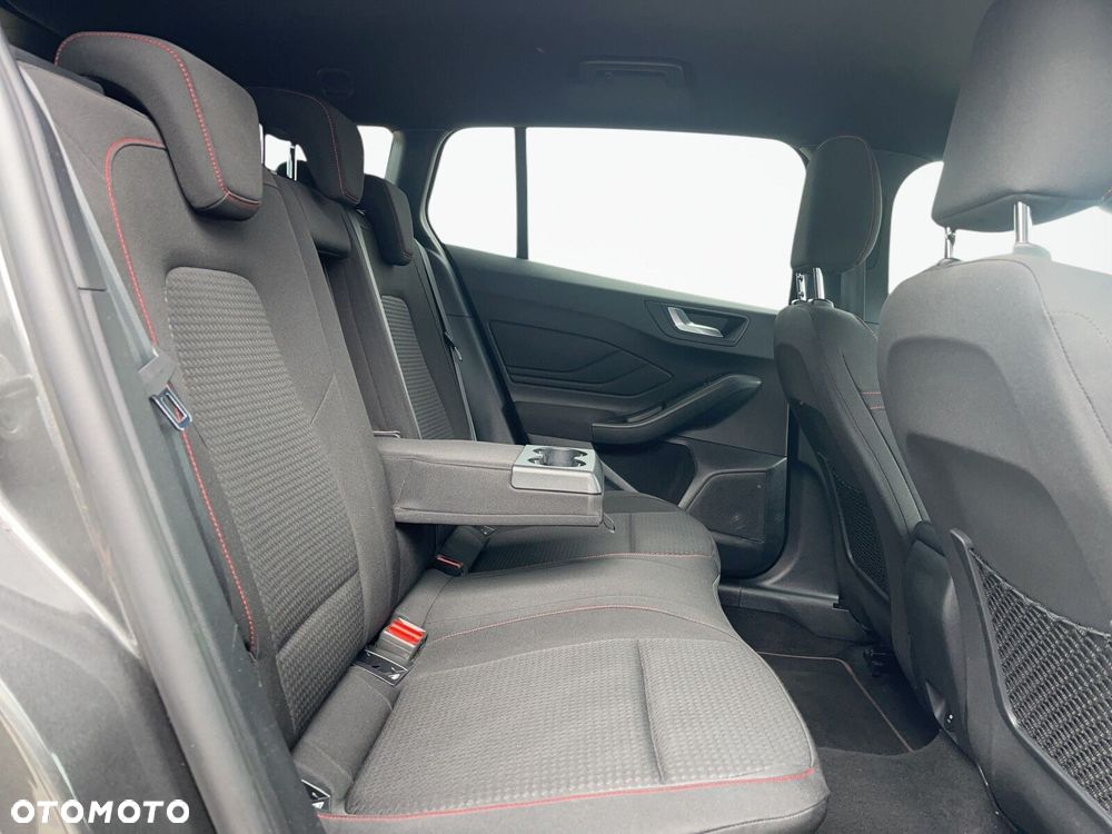 Ford Focus - 19