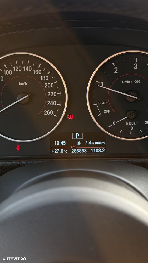 BMW Seria 3 318d Aut. Sport Line - 10