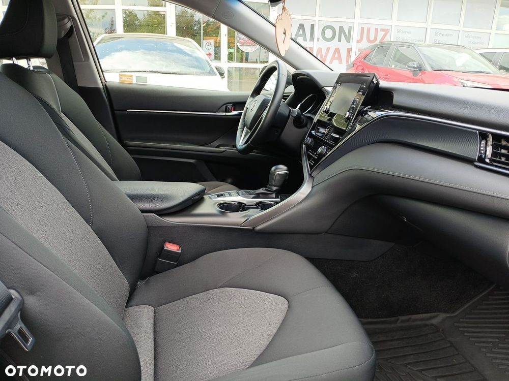 Toyota Camry 2.5 Hybrid Comfort CVT - 9