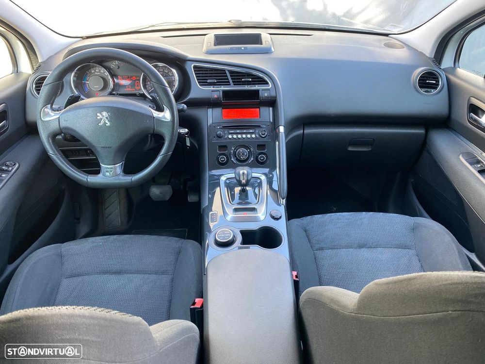 Peugeot 3008 2.0 HDi Hybrid4 - 13