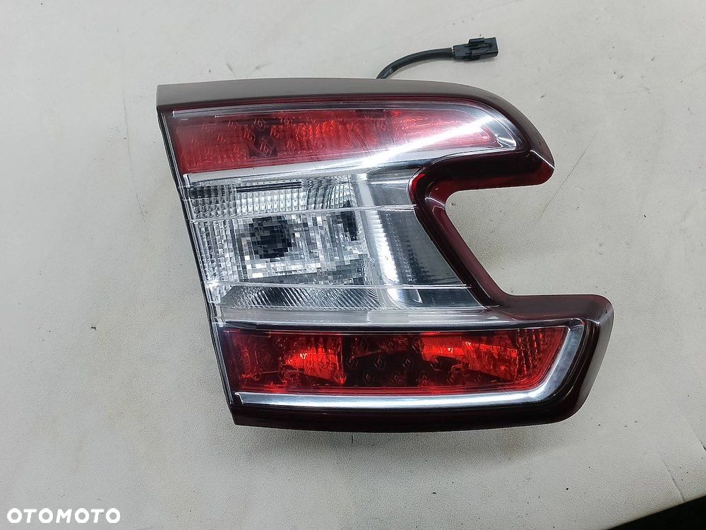 LAMPA TYLNA LEWA W KLAPE RENAULT MEGANE III 265550028R KOMBI - 2