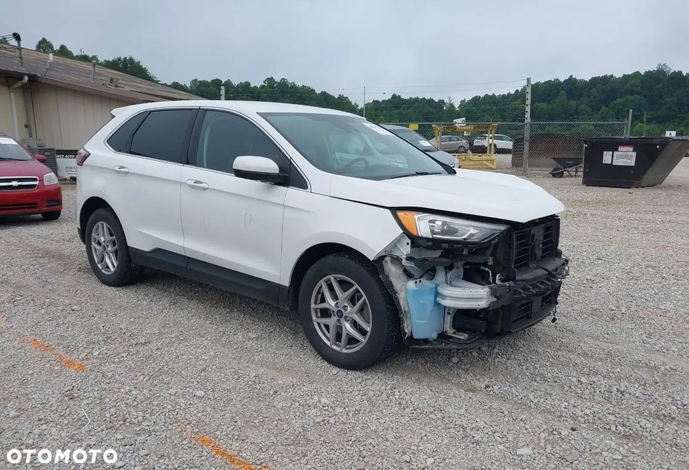 Ford Edge - 1