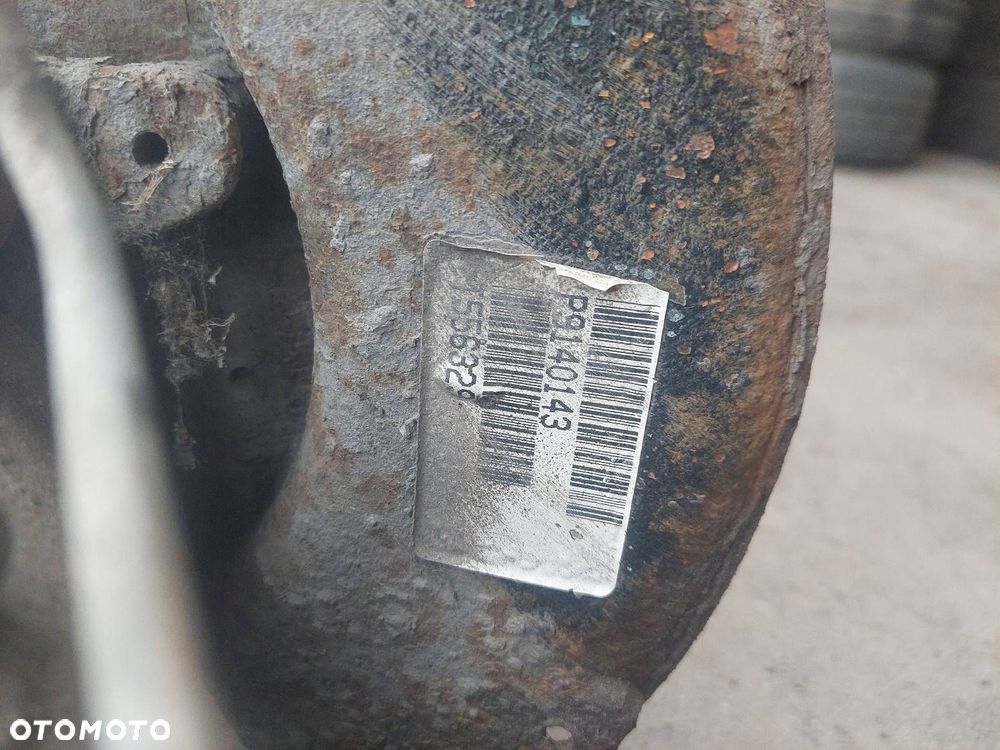 BELKA OŚ ZAWIESZENIA TYŁ TARCZE Z ABS VOLVO 850 I P9140143 - 4