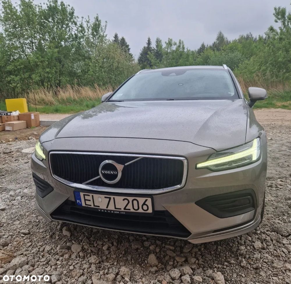 Volvo V60 D4 AWD Momentum Pro - 3