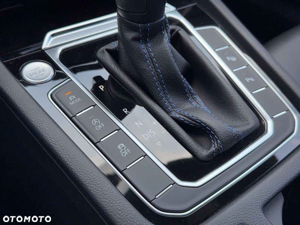 Volkswagen Arteon 2.0 TSI 4Motion R DSG - 26