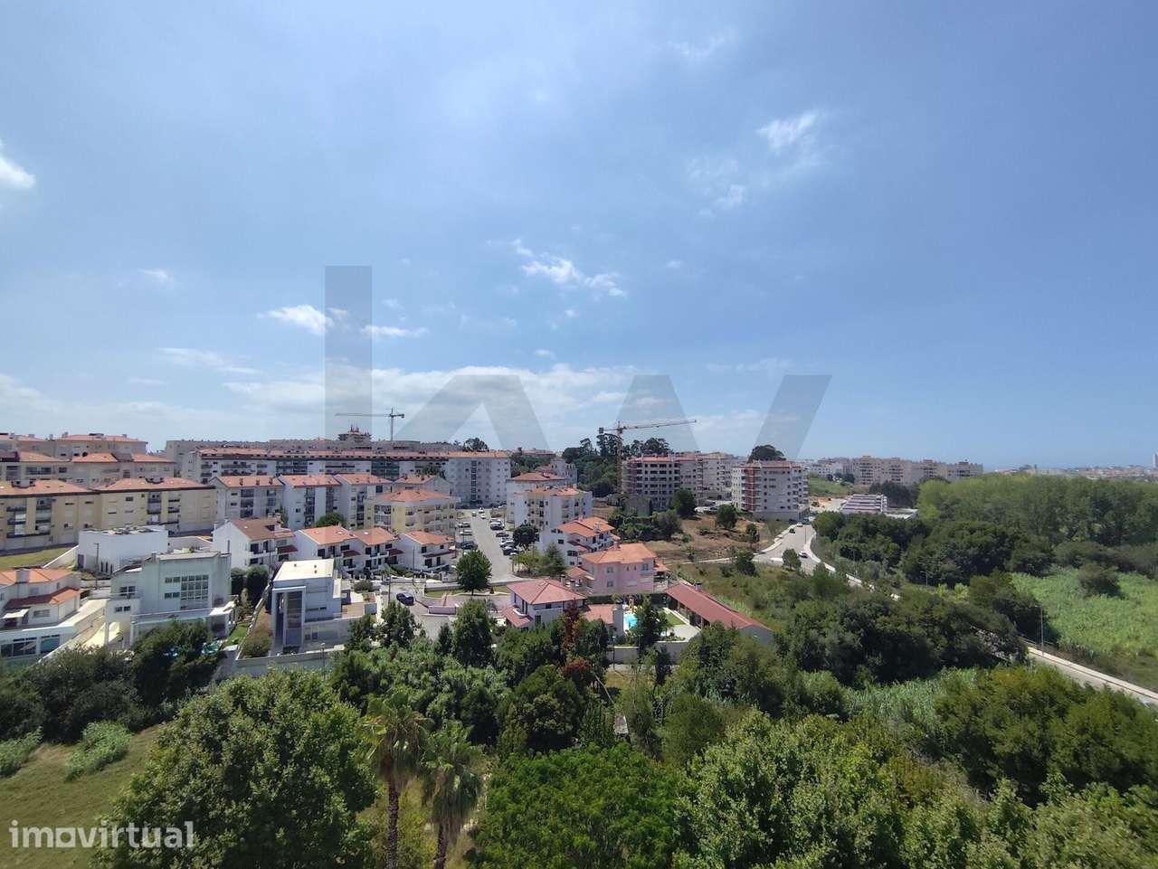 Apartamento Duplex T2 com terraço e varanda em Tavarede - Figueira da - Grande imagem: 2/30