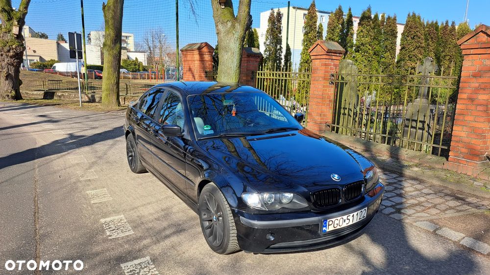 BMW Seria 3 320i - 25
