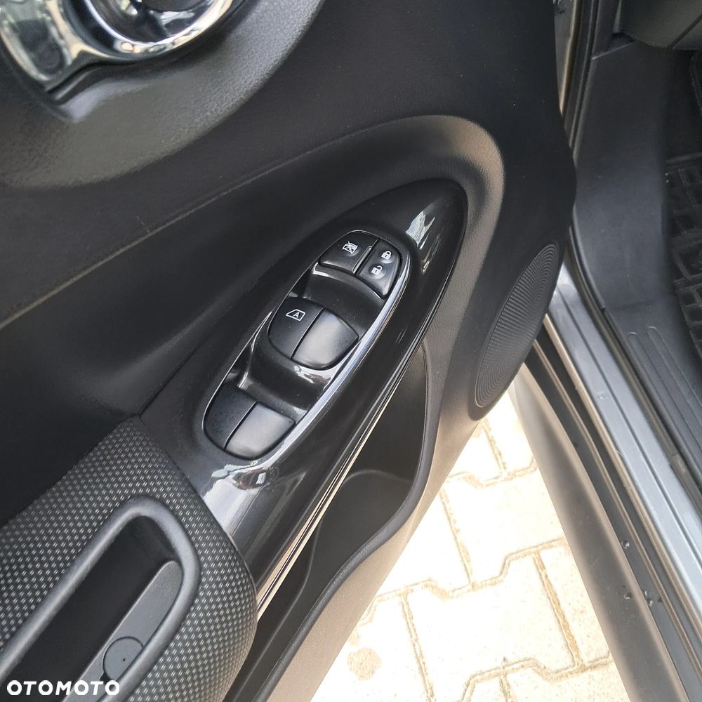 Nissan Juke 1.6 N-Connecta Xtronic EU6 - 17