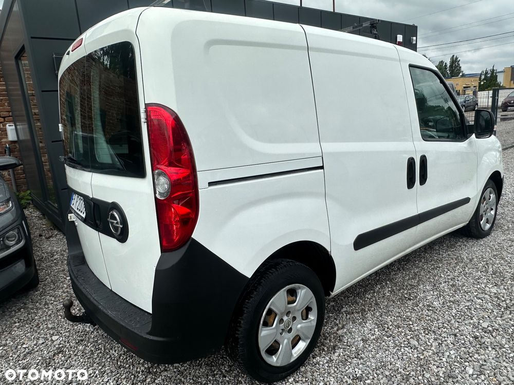 Opel Combo - 12