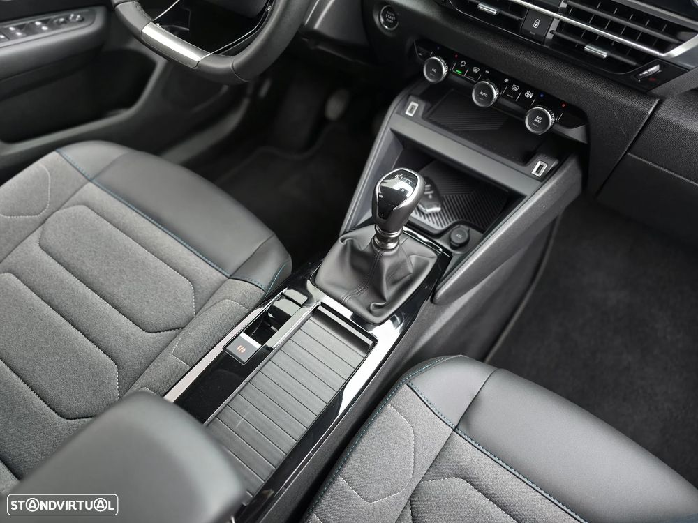 Citroën C4 1.2 PureTech Plus - 29