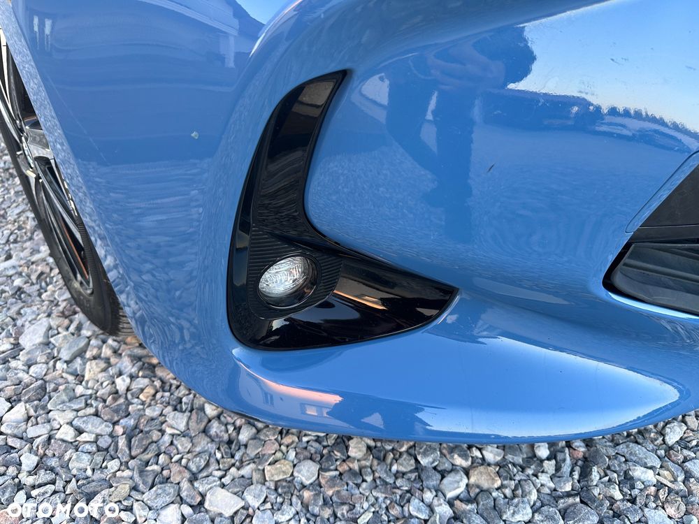 Toyota Yaris 1.0 Premium - 30