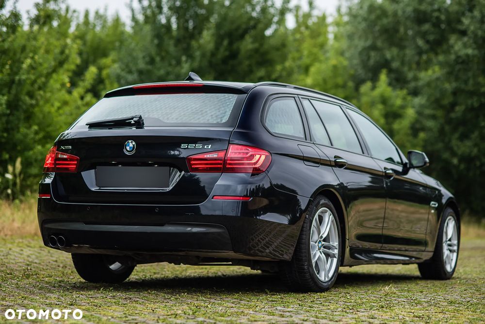 BMW Seria 5 525d xDrive - 3