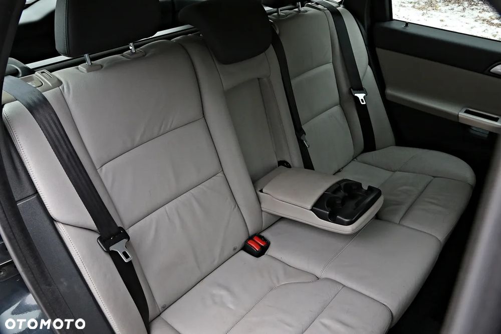 Volvo V50 2.0D DPF Powershift - 34
