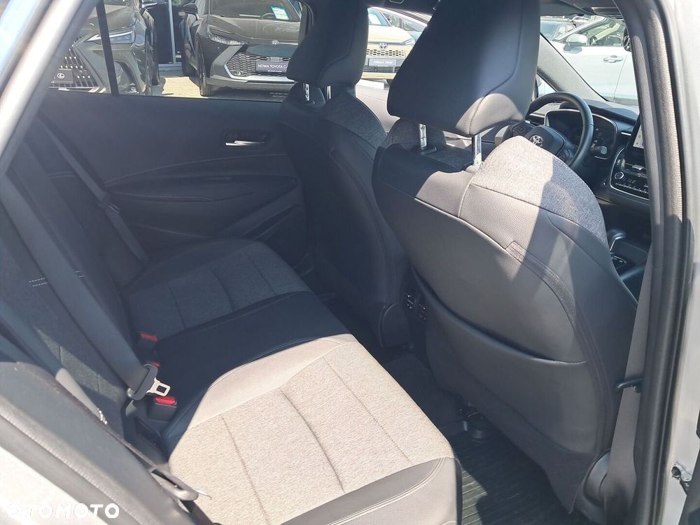 Toyota Corolla 1.8 Hybrid Style - 22