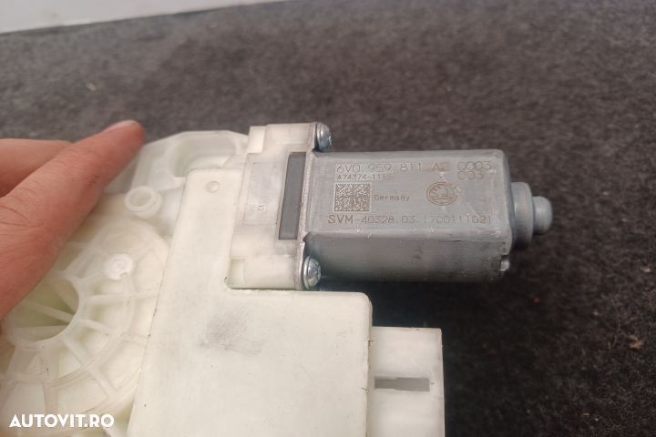 Macara geam spate stanga electrica 6V0959811A 6V0959811A Skoda Fabia - 3