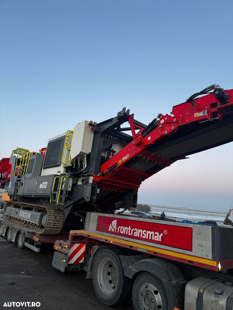 Sandvik QH332 concasor cu con - 38 tone - 6