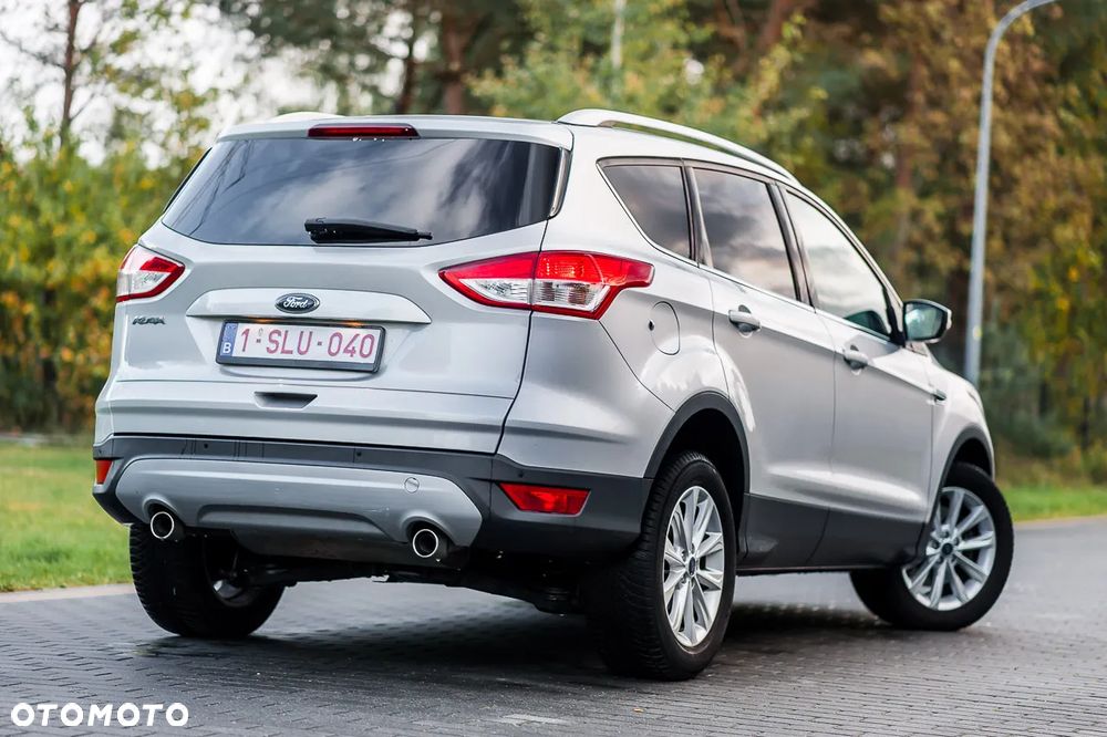 Ford Kuga 2.0 TDCi 2x4 Titanium - 6