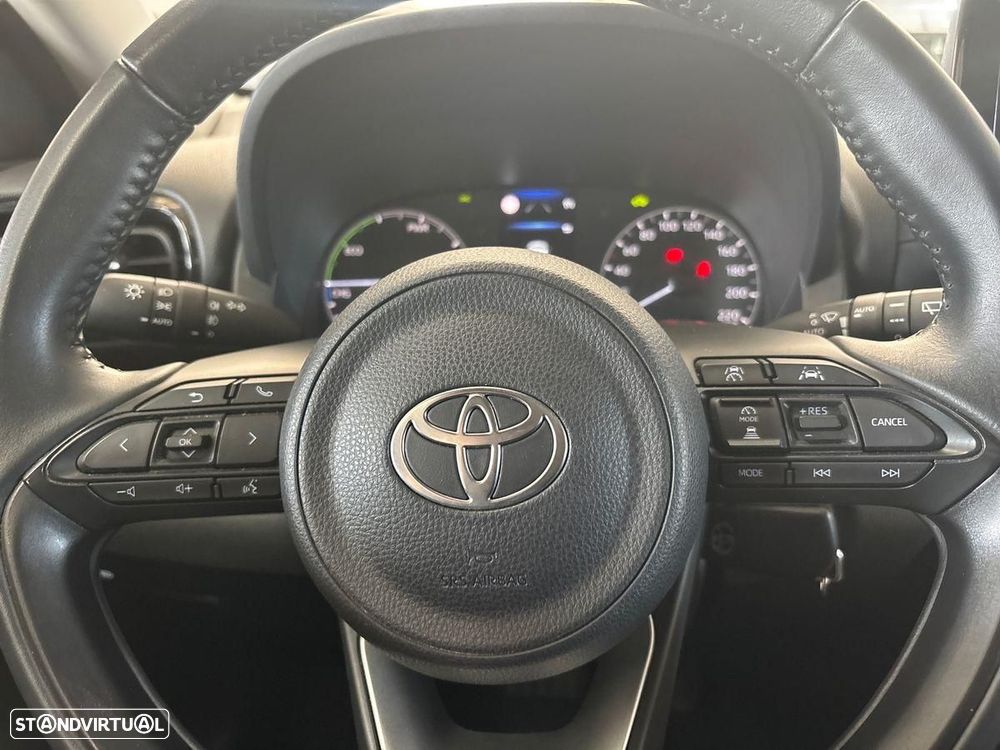 Toyota Yaris 1.5 HDF Comfort Plus - 14