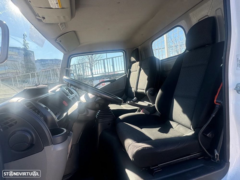 Nissan Cabstar 2.5 dCi 35.14/1 C.Aço Basculante - 12