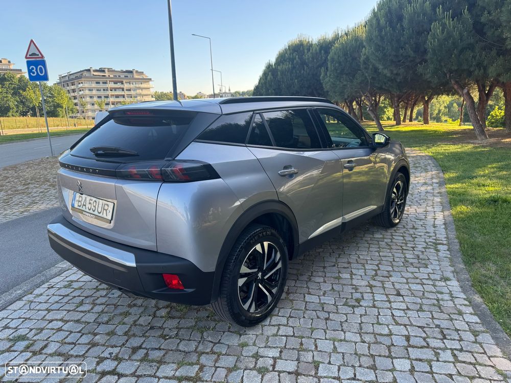 Peugeot 2008 1.2 PureTech Allure Pack - 4