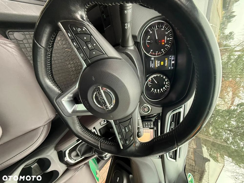 Nissan Qashqai 1.2 DIG-T Xtronic TEKNA+ - 22