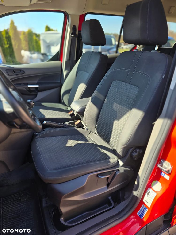 Ford Transit Connect - 15
