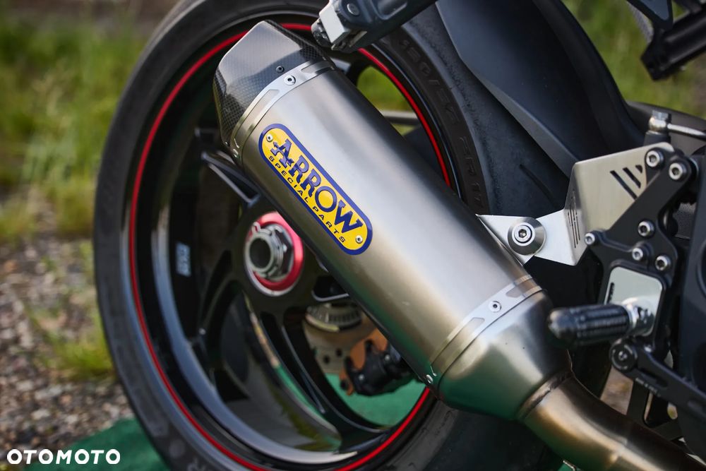 Triumph Speed Triple - 12
