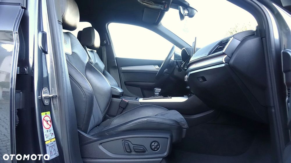 Audi Q5 Sportback - 30