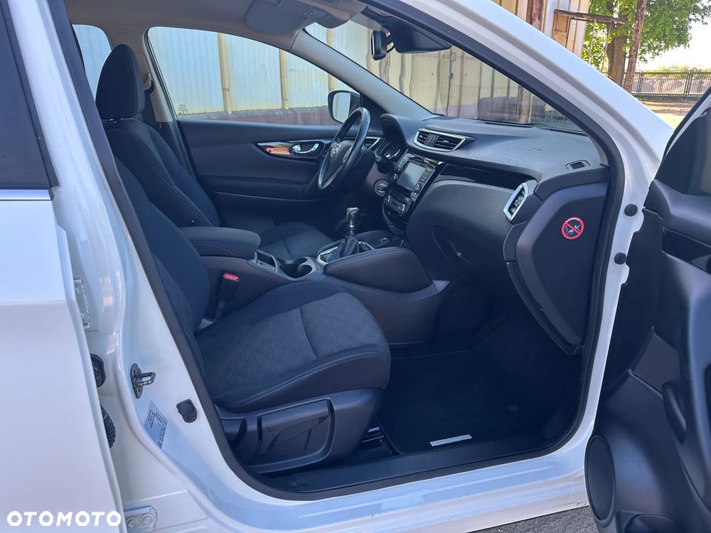 Nissan Qashqai 1.2 DIG-T Tekna EU6 - 31