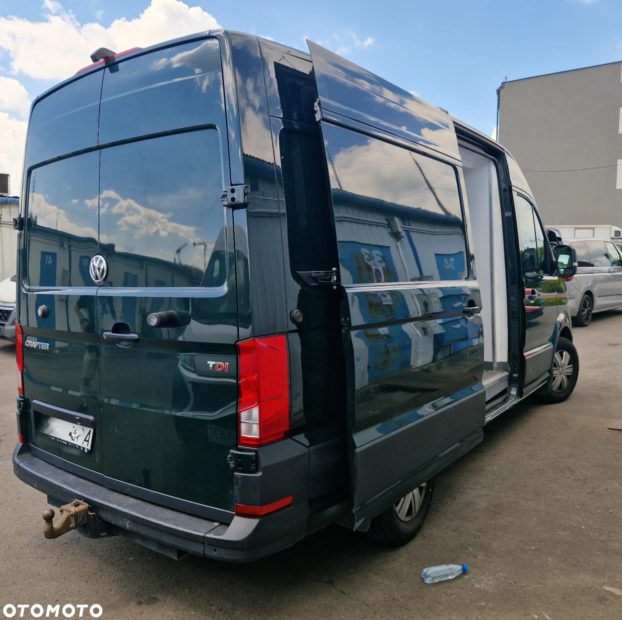 Volkswagen Crafter - 2