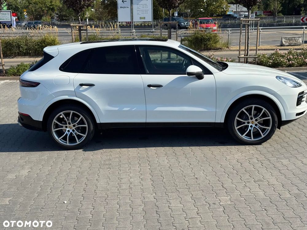 Porsche Cayenne - 12