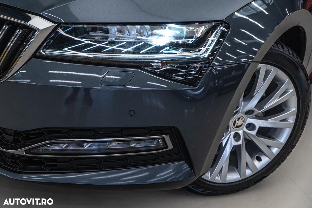 Skoda Superb 2.0 TSI 4X4 DSG Style - 36