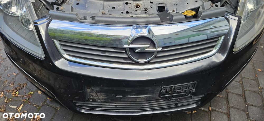Opel Zafira B II 2 zderzak przód przedni Z20R - 2