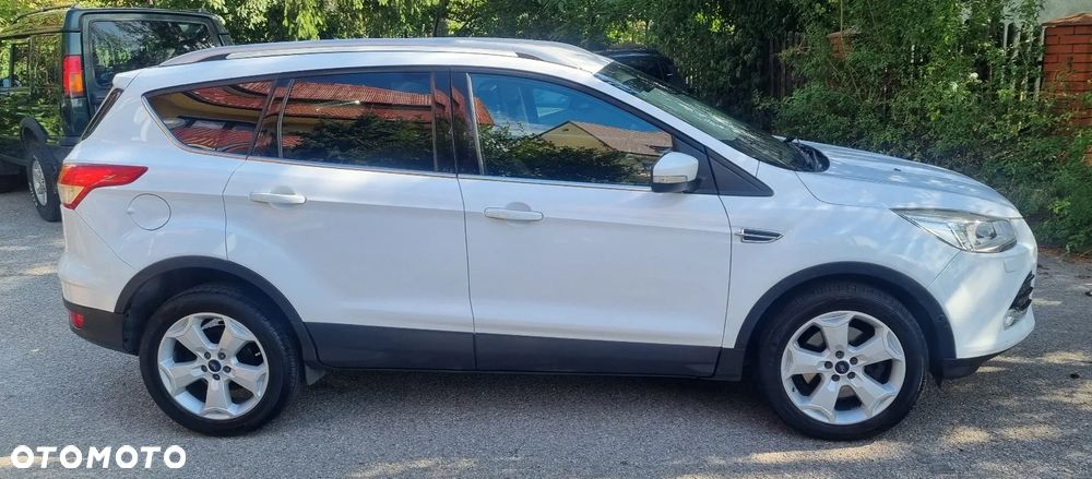 Ford Kuga 2.0 TDCi 4x4 Titanium - 6