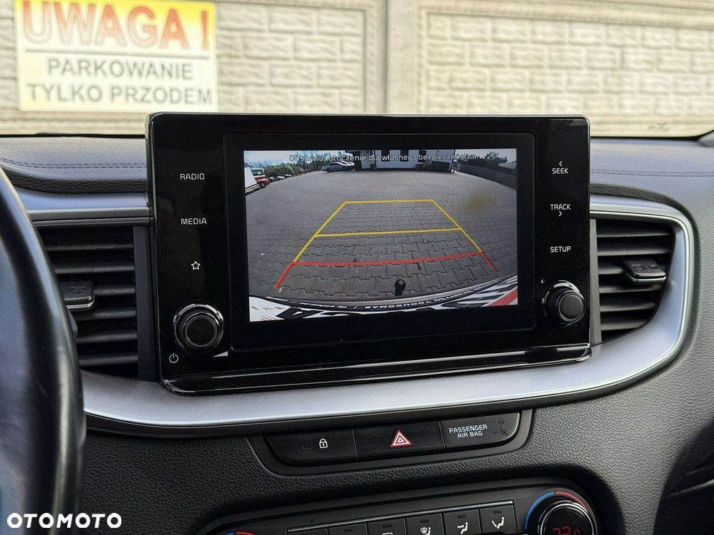 Kia XCeed 1.0 T-GDI L Business Line - 18