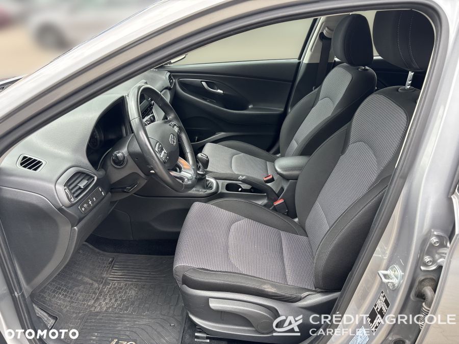 Hyundai i30 1.5 DPI Classic + - 12